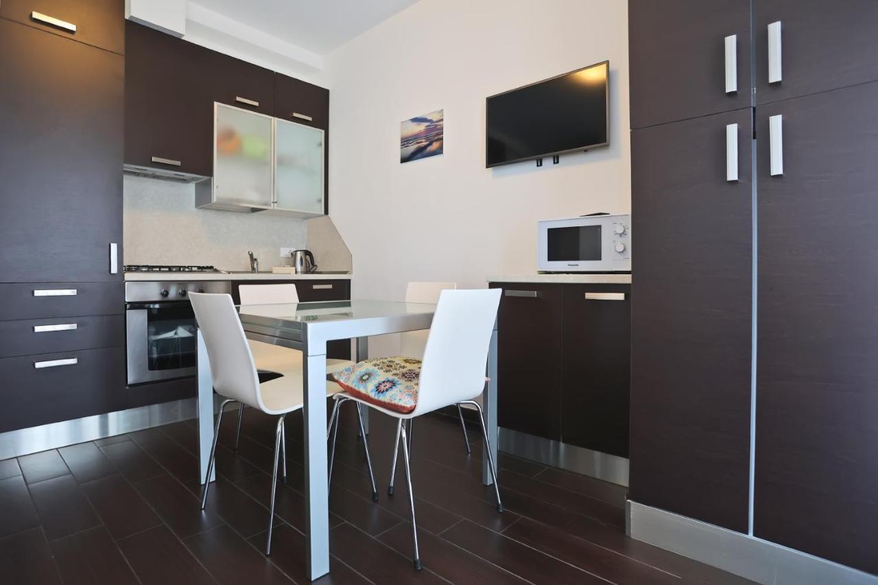 Casa Vacanze Aurora Centro リミニ エクステリア 写真