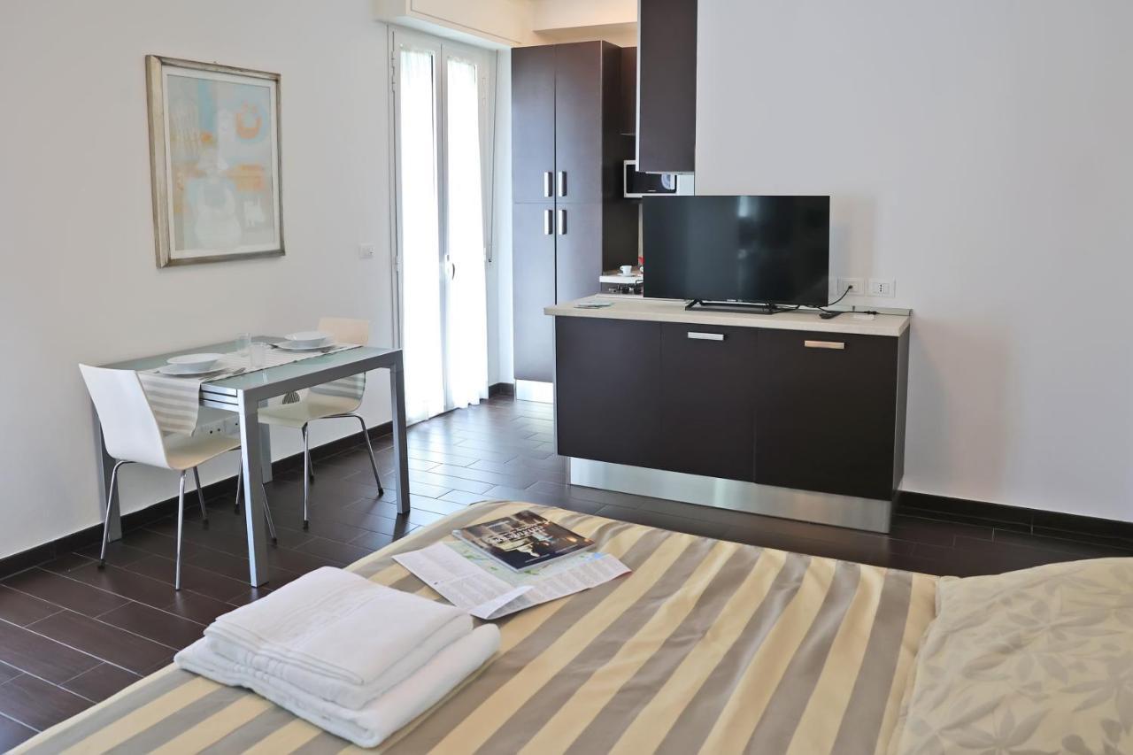Casa Vacanze Aurora Centro リミニ エクステリア 写真
