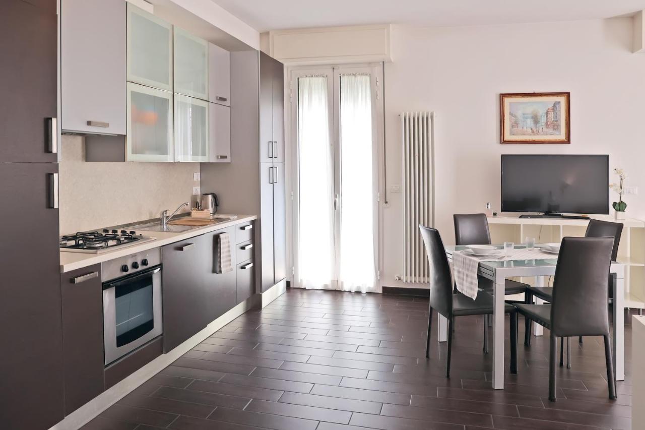 Casa Vacanze Aurora Centro リミニ エクステリア 写真