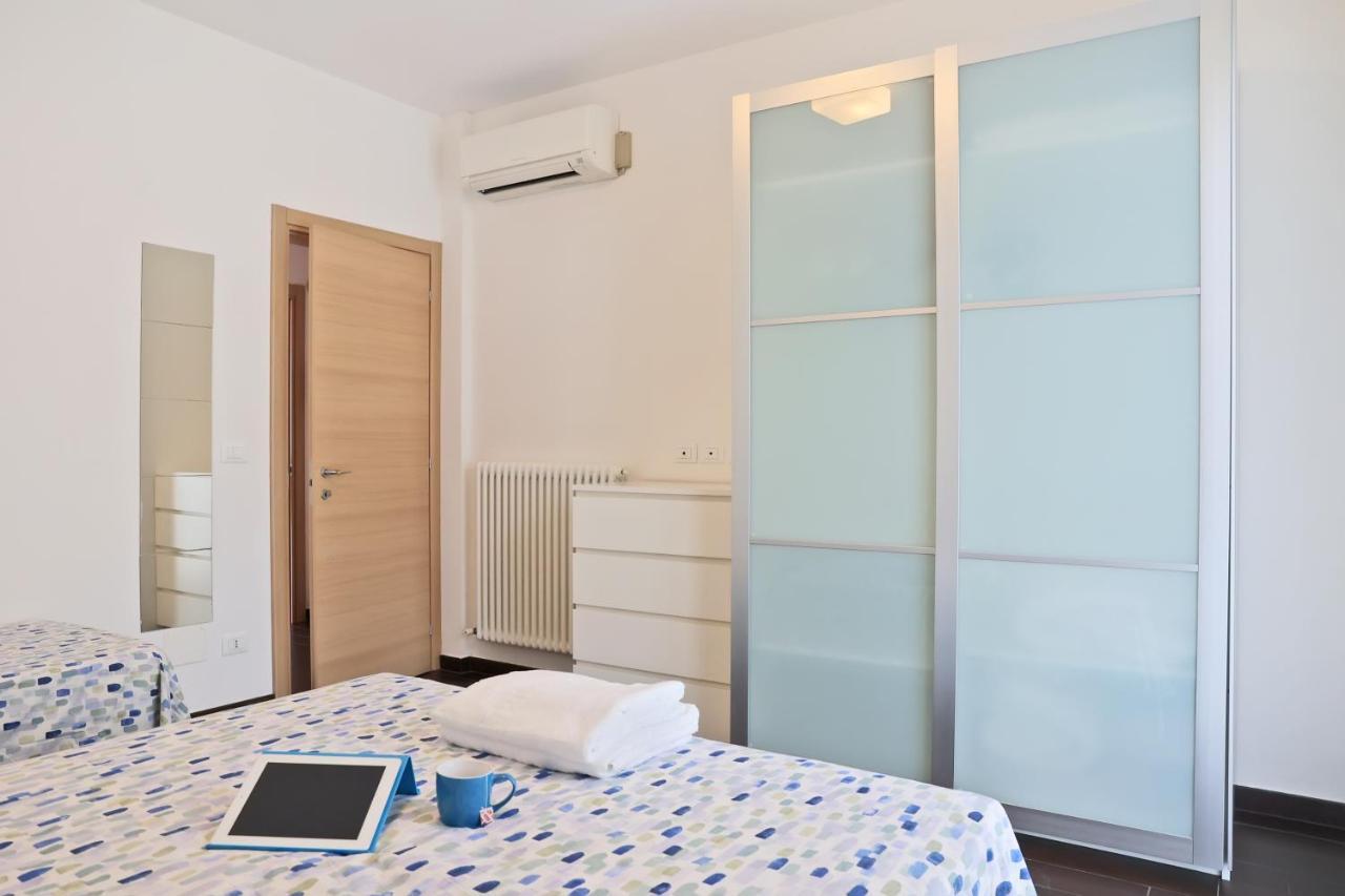 Casa Vacanze Aurora Centro リミニ エクステリア 写真