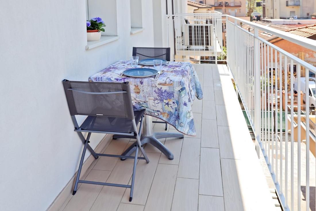 Casa Vacanze Aurora Centro リミニ エクステリア 写真